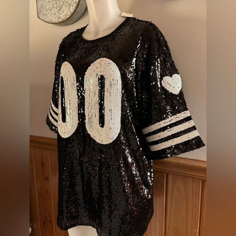 Sequin football 🏈 top, size L, black and white sequins, game day, costume, bling - Picture 2 of 7